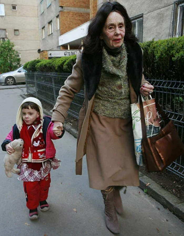Старородящая женщина в россии